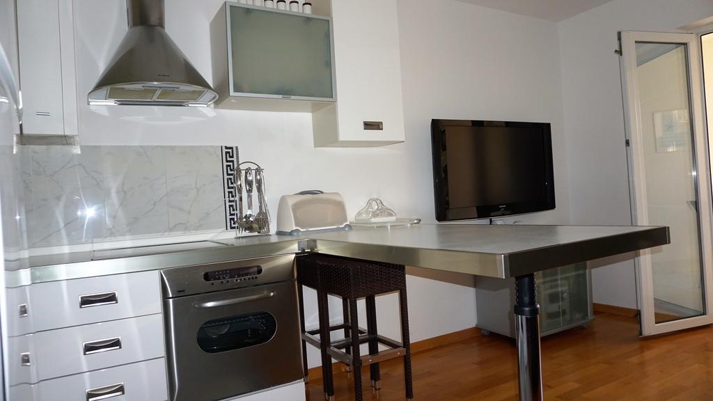 Apartmani Gaj Малинска Екстериор снимка